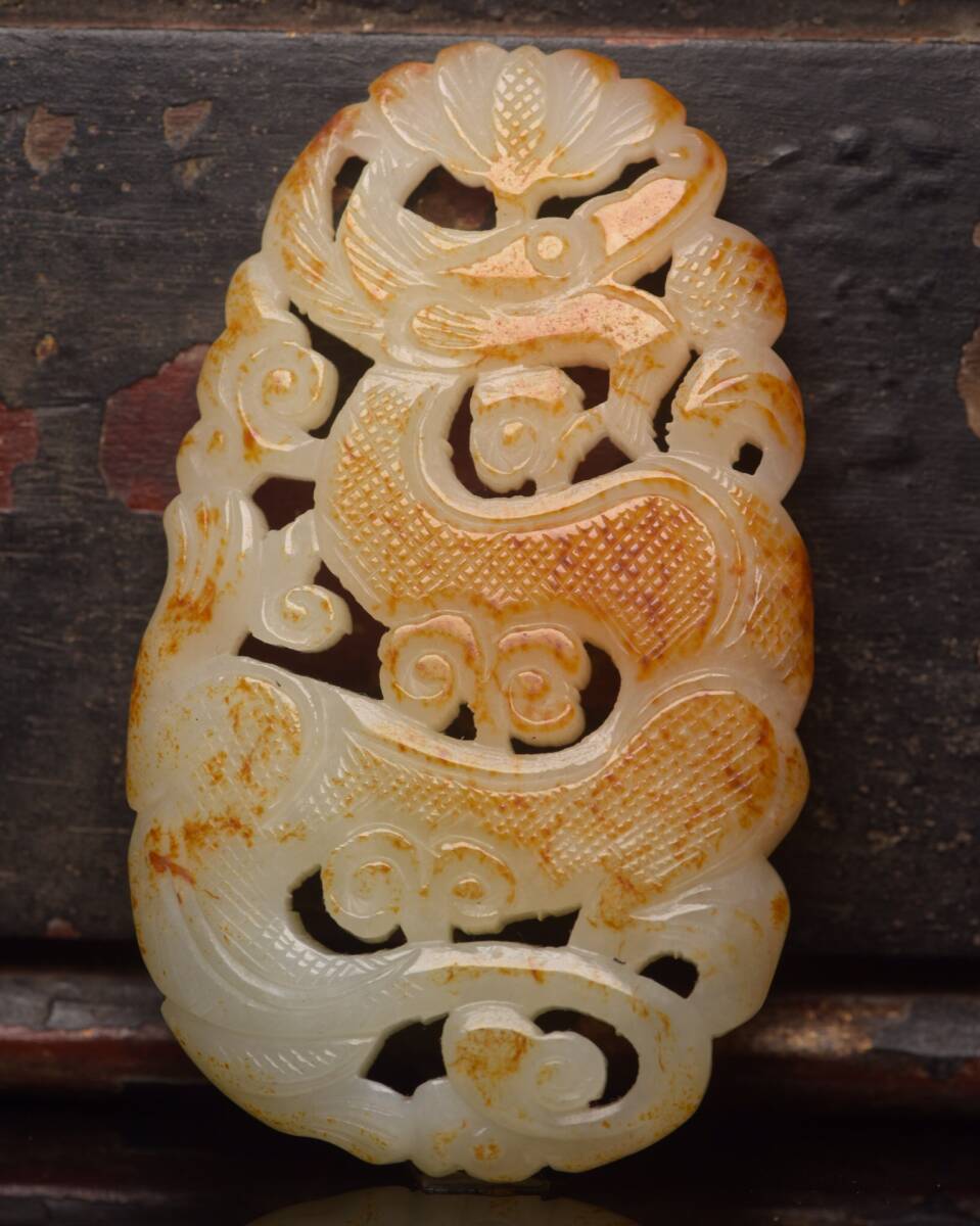 唐物 清 玉彫 和田玉 龍牌 玉質温潤細膩 沁色自然 刀功老道 包漿一流 極細工 古美術品 時代物 中国古玩 骨董品 D64拍卖