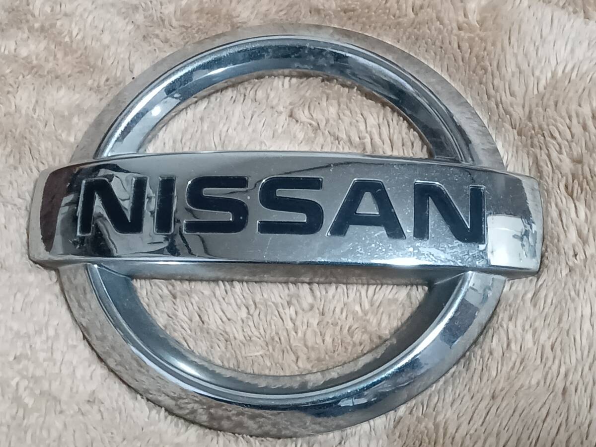 日産純正 日産マークエンブレム 中古 C25セレナより取り外し 62890-8H700拍卖