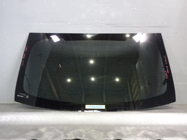 ベンツ Aクラス 3DA-177112 R リア リヤ ウインド ガラス 前期 A200d 1kurudepa拍卖