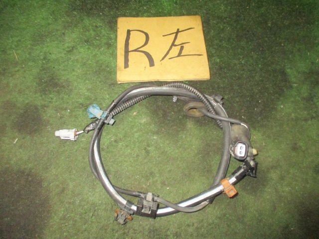 4kurudepa H17年 ムーヴ CBA-L150S ABS 車速 センサー 82251-B2020 L160S リヤ左拍卖