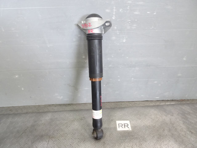 ハリアー 6AA-AXUH80 右リアショックアブソーバー 48530-80A51 Gレザーパッケージ 1kurudepa拍卖