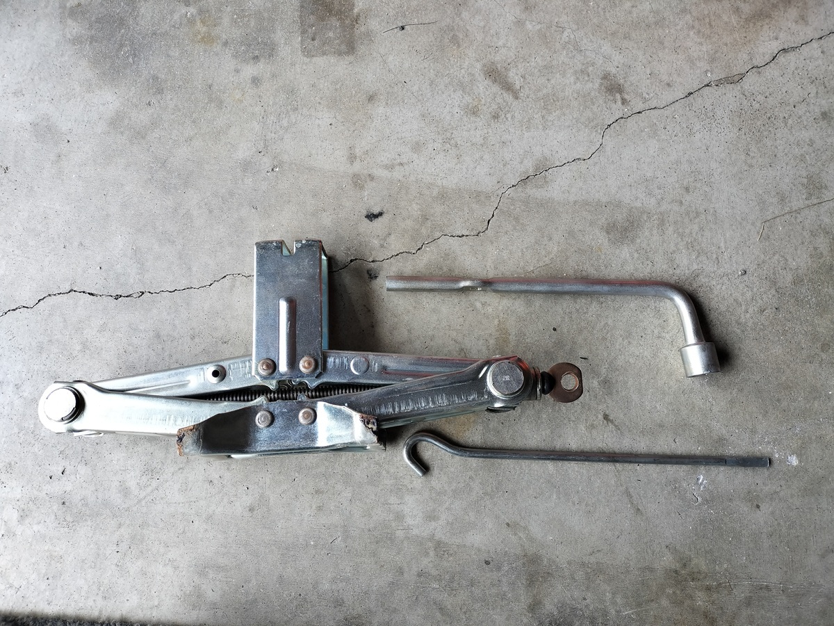 日産 純正ジャッキ & 工具セット WAKO MAX:1150kg SUV K5拍卖