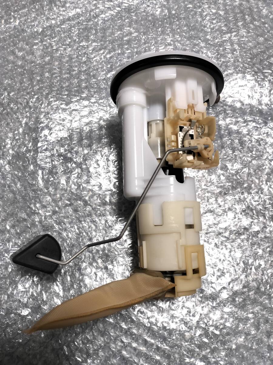 スバル ステラ R2等 燃料ポンプ フューエル ポンプ リフレッシュ品 42021KG000拍卖