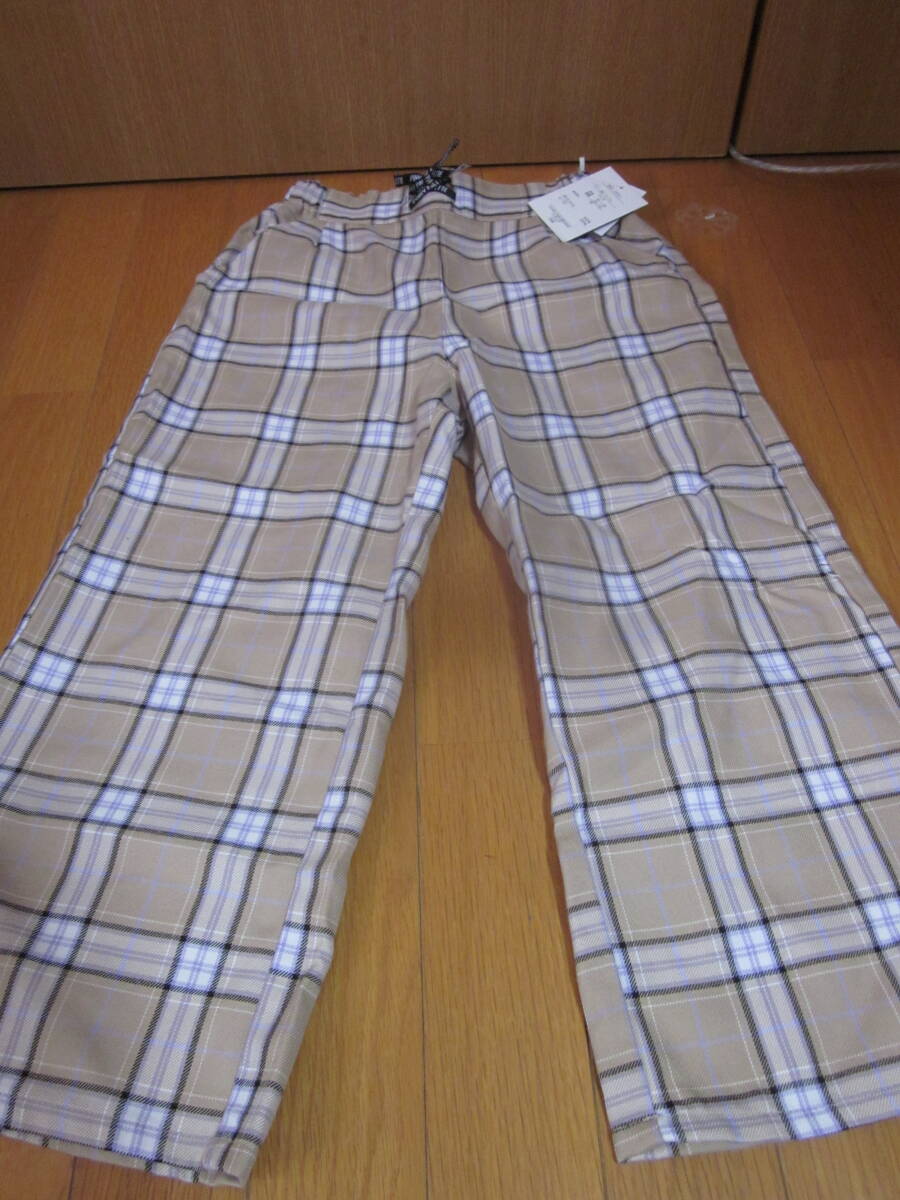 新品☆Pinky Paletteのチェック柄ワイドパンツ☆サイズ150拍卖