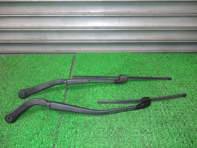 BMW 3シリーズ 320i E90 LCI 後期 ABA-VA20 フロントワイパーアーム /42669拍卖