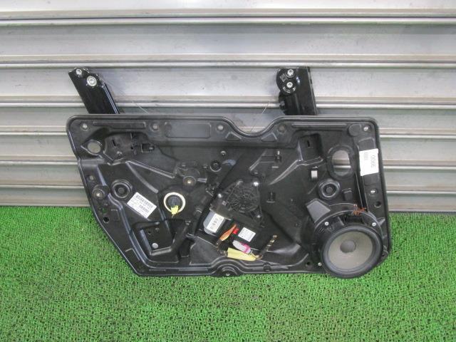 VW ゴルフ ゴルフ6 1KC ABA-1KCAX 左フロントドア パワーウィンドモーター レギュレータモーター 5K0837461B 5K0959702C /42670拍卖