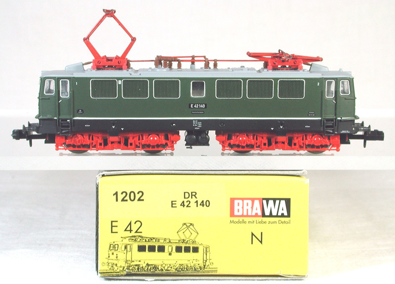 BRAWA #1202 DDR(旧東ドイツ国鉄) E42型電気機関車 140号機 (グリーン) ● 特 価 ●拍卖