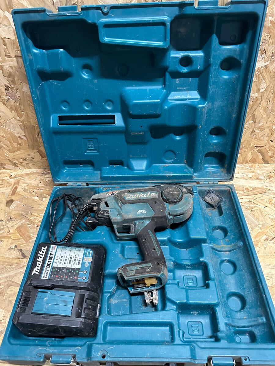 makita マキタ 充電式鉄筋結束機 TR180D 18V ケース付 バッテリー無し拍卖