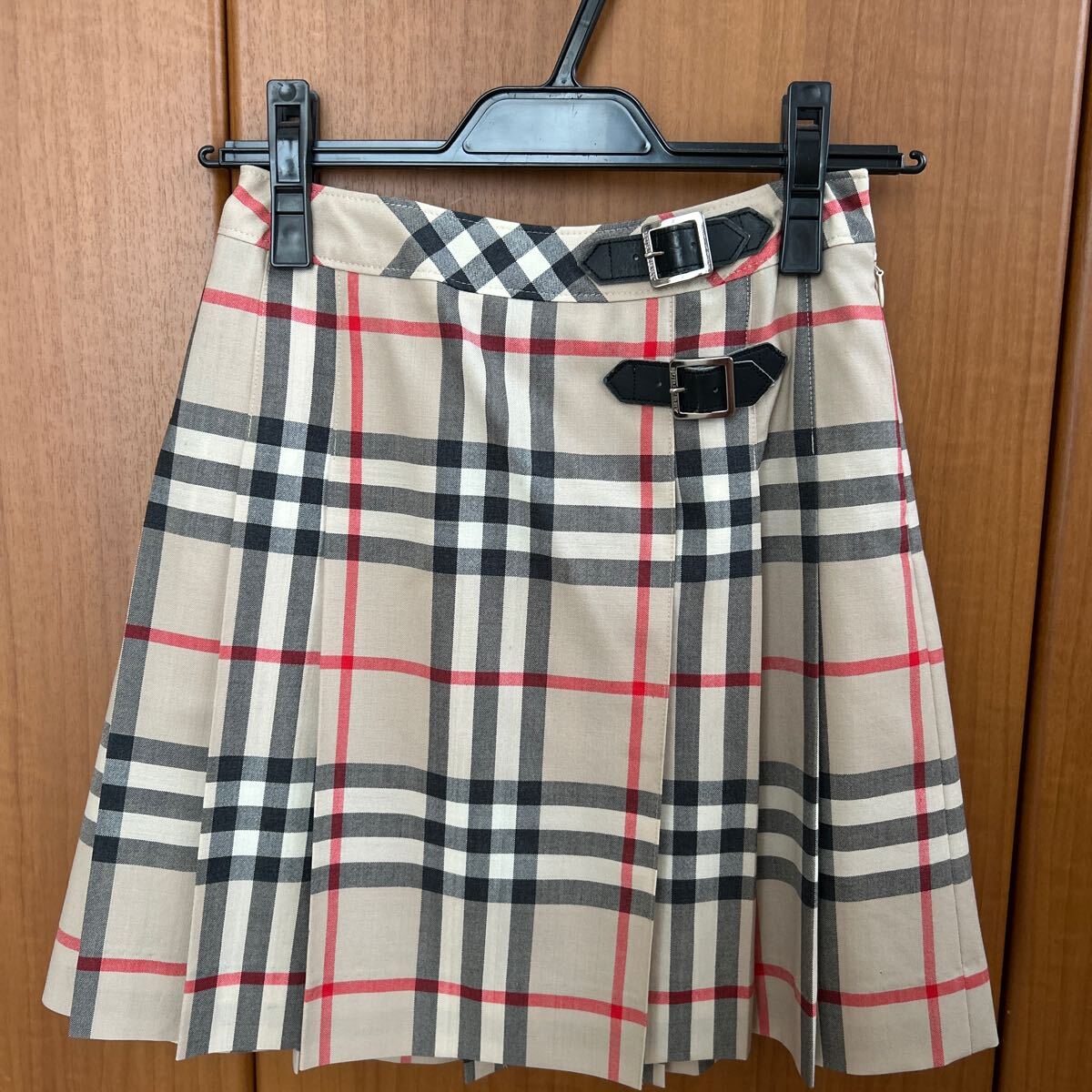 BURBERRYバーバリー♪ノバチェックプリーツスカート150拍卖