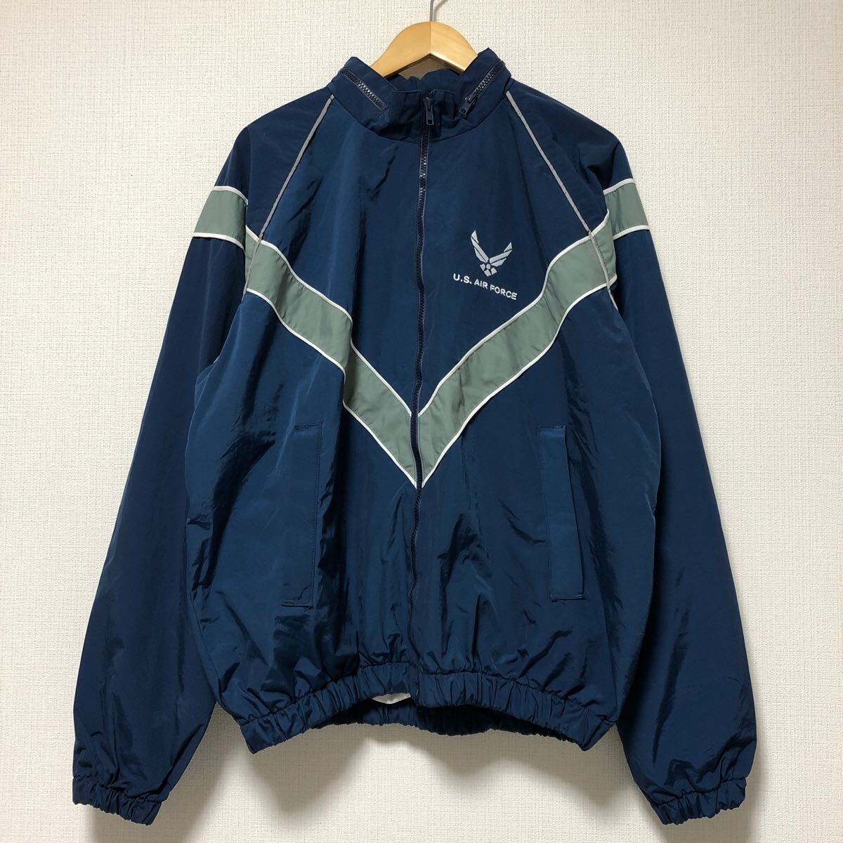 (k) US AIR FORCE トレーニングジャケット M-R ARMY ネイビー ナイロン ミリタリー メンズ 拍卖