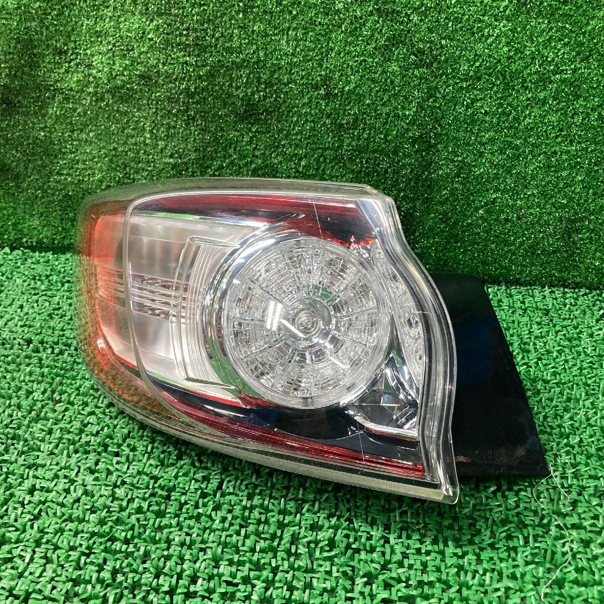 ♪♪アクセラ 15Sスタイル BL5FW 左 テールランプ テールライト STANLEY P8240(W2514)♪♪拍卖