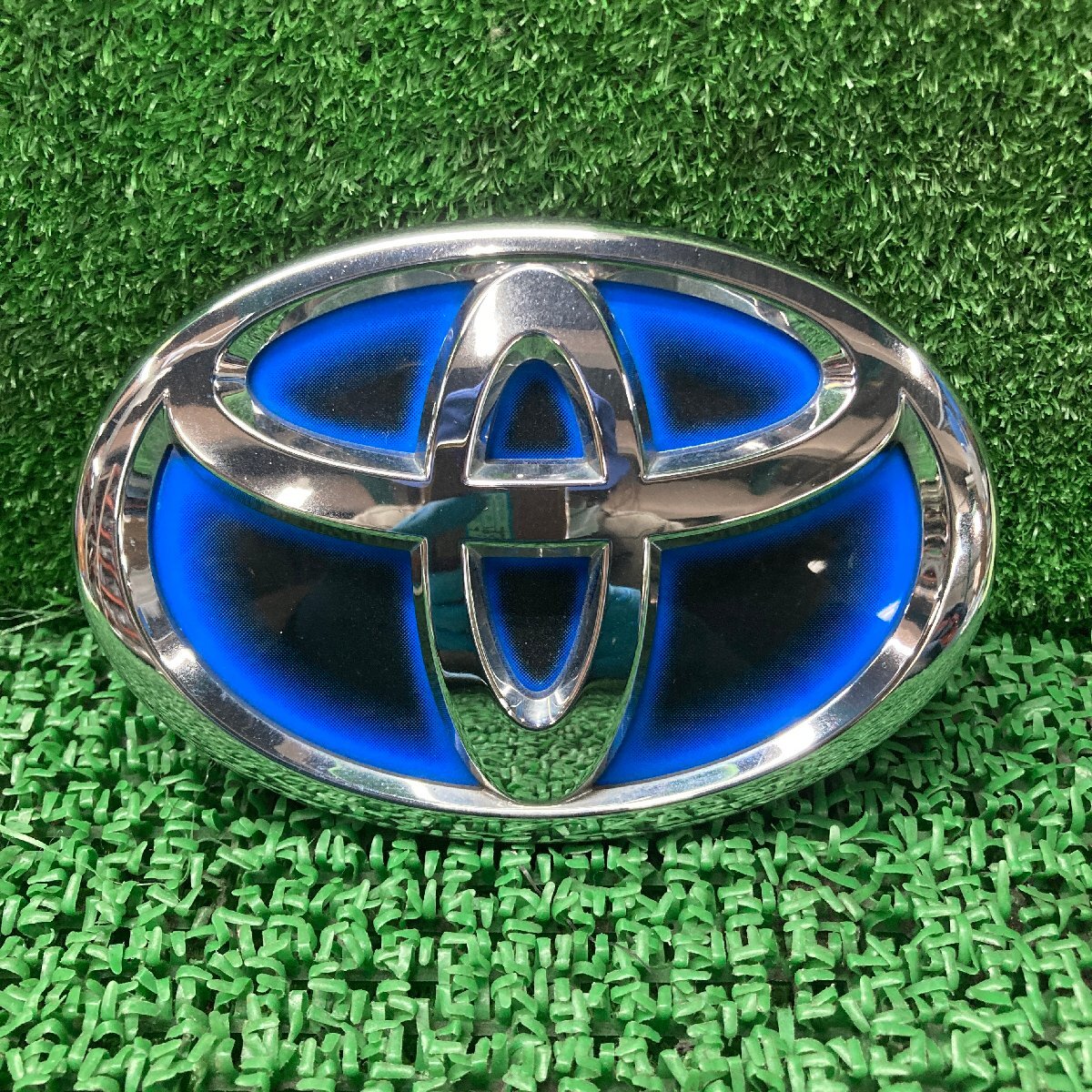 ♪♪アクア S NHP10 エンブレム フロントバンパー 75311-52350(W2699)♪♪拍卖