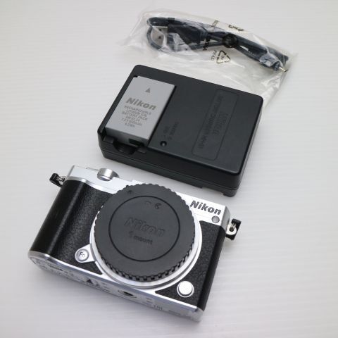 美品 Nikon 1 J5 ボディ シルバー 即日発送 ミラーレス一眼 Nikon 本体 あすつく 土日祝発送OK拍卖