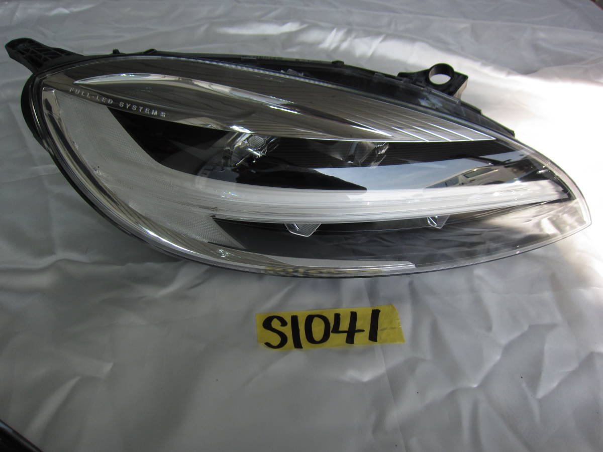 VOLVO ボルボ V40 MB系 純正 ヘッドライト ライト 右 LED 32228482 S1041 拍卖