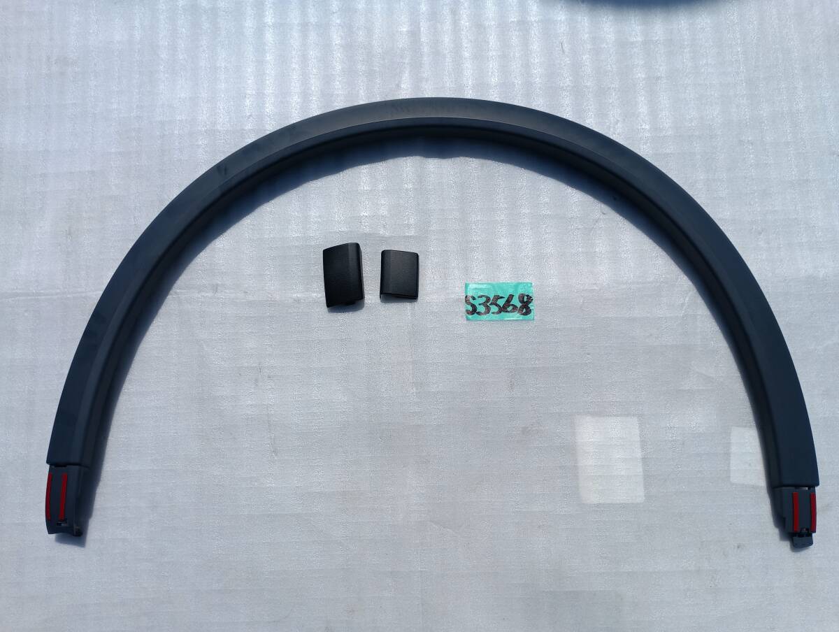 【未使用】Porsche ポルシェ カイエン GTS 純正 左 フロント ホイールアーチ オーバーフェンダー 未塗装 付属品あり 7P5853727G S3568拍卖