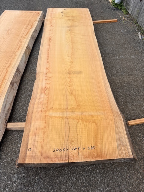 4-1222 文ウマ)貴重な乾燥材 銘木 欅けやき ケヤキ 芯去 耳付板 杢テーブルカウンター材 天板 看板 欅板 千葉県引取可拍卖