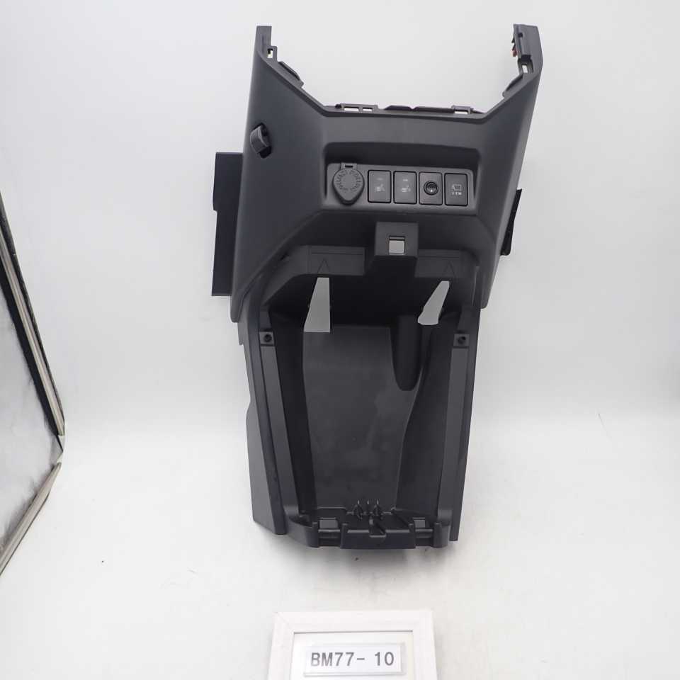 平成29年 タンク カスタム M900A 純正 センター下 パネル トリム カバー シートヒータースイッチ左右 VIEW 中古 即決拍卖