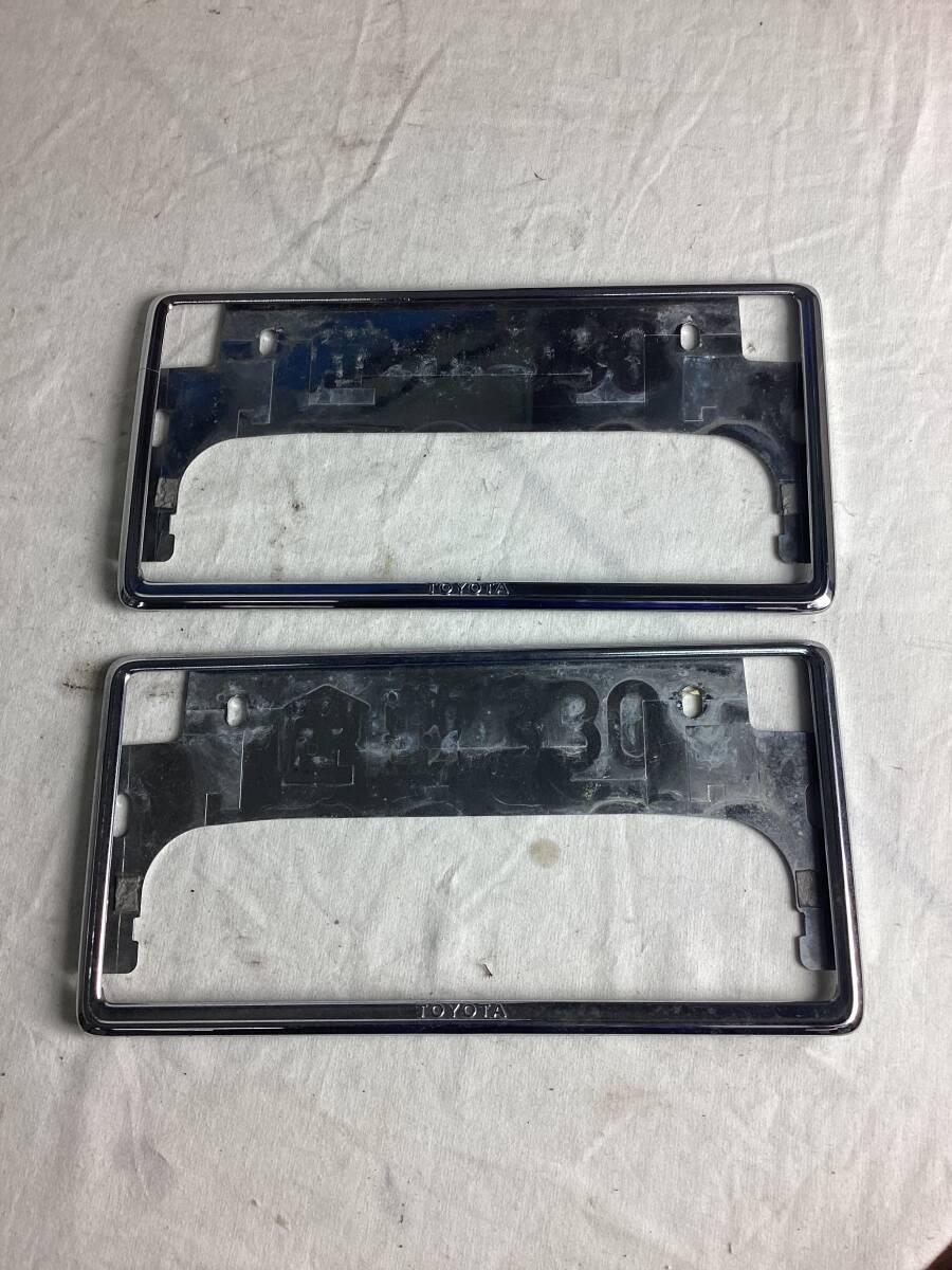トヨタ純正ナンバーフレーム 2個セット拍卖