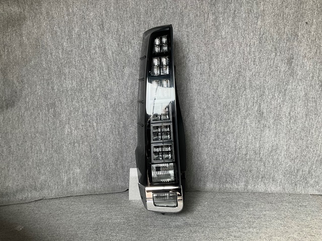 5152-Q0 ヴォクシー ZRR80 テール レンズ LED 左 前期 ☆拍卖