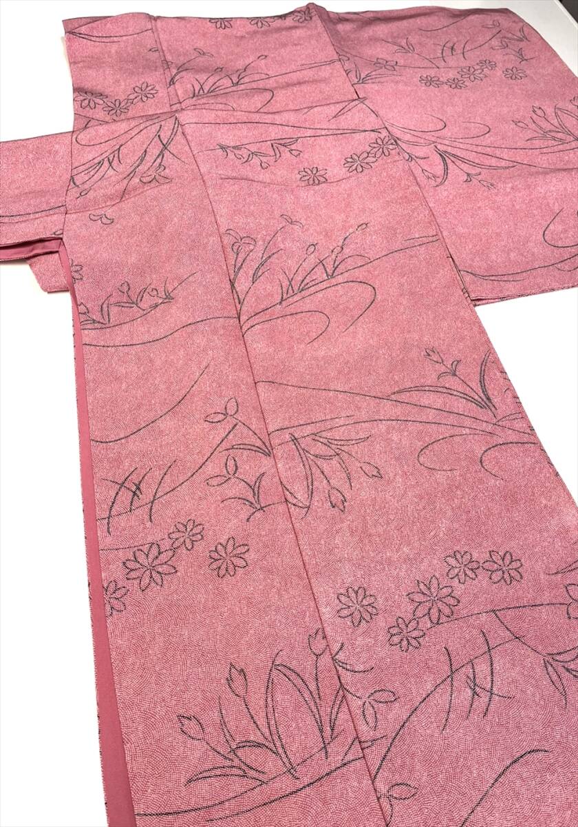 花とら●リサイクル着物 小紋 鮫小紋 赤 ピンク 花 江戸小紋 着用可能 リメイク 素材 250411拍卖