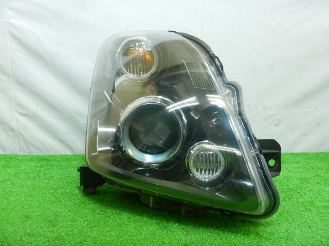 17B】【送料記載】 スイフト ZC71S 右ヘッドライト 35120-57K00 スタンレー P5450 キセノン HID【503137】拍卖