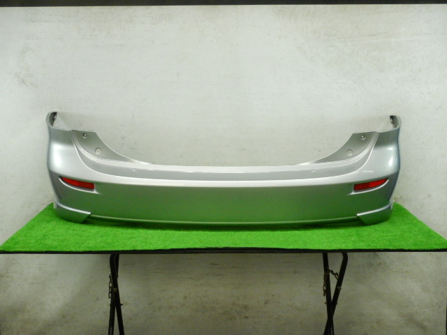 15F】【22V】【送料記載】 プレマシー CREW リアバンパー C247-50-221G67 C235-50221 サンライトシルバーメタリック【501310】拍卖