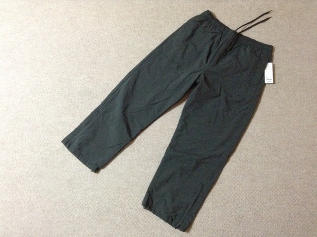 ★新品★GU ウォームナイロントラックパンツ XL ダークグリーン ワイドシルエット 保温 秋冬 ファッション ストリート ジーユー 321-347946拍卖