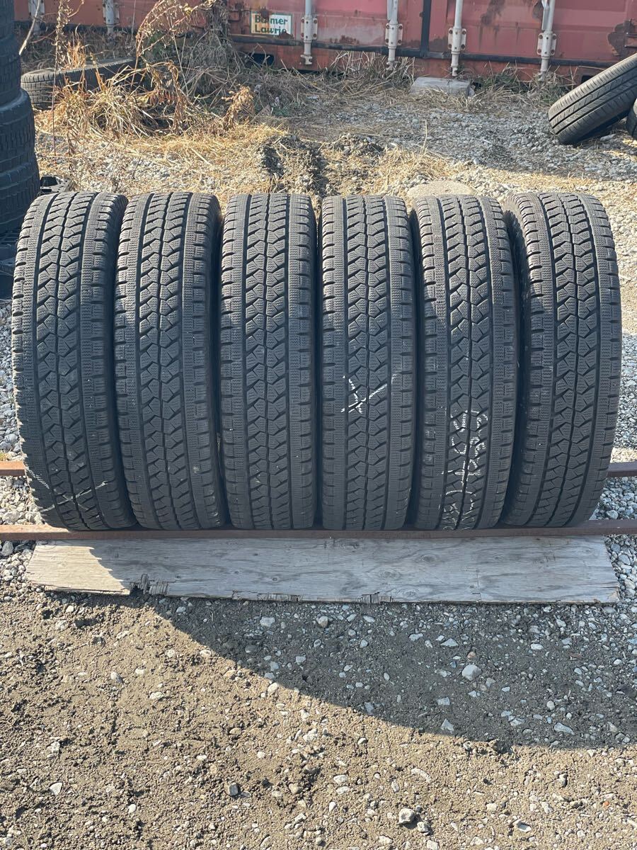 3440 ブリヂストン 205/70R17.5 スタッドレス 6本セット拍卖