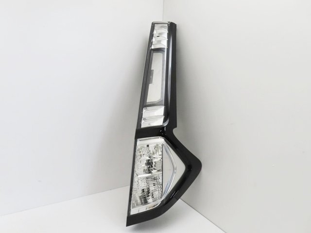 【即決有】 トヨタ タンクカスタム M900A 純正 右 テールランプ テールライト KOITO 220-69045 (n006090)拍卖