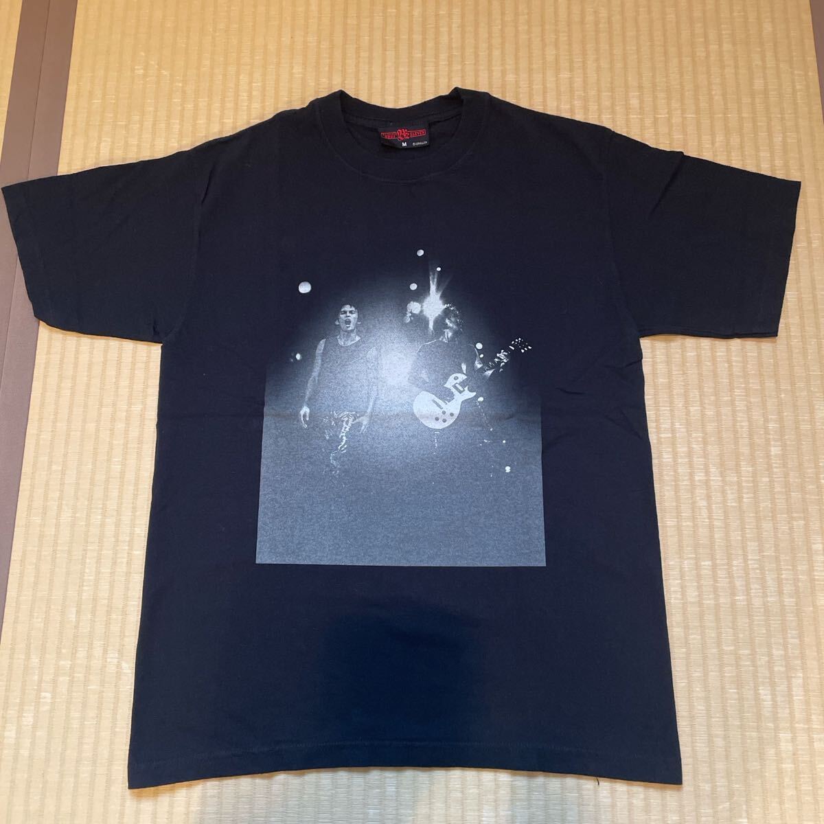 B'z ツアーTシャツ B'z LIVE-GYM 2001 ELEVEN オフィシャルTシャツ 稲葉浩志 松本 孝弘 フォトTシャツ ライブジム オフィシャルグッズ拍卖