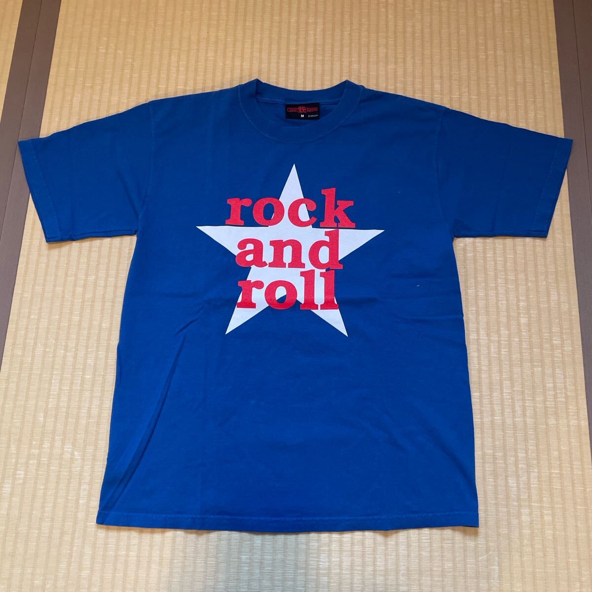 B'z ツアーTシャツ B'z LIVE-GYM 2001 ELEVEN オフィシャルTシャツ 稲葉浩志 松本 孝弘 フォトTシャツ ライブジム LIVE-GYM in Taipei 2001拍卖
