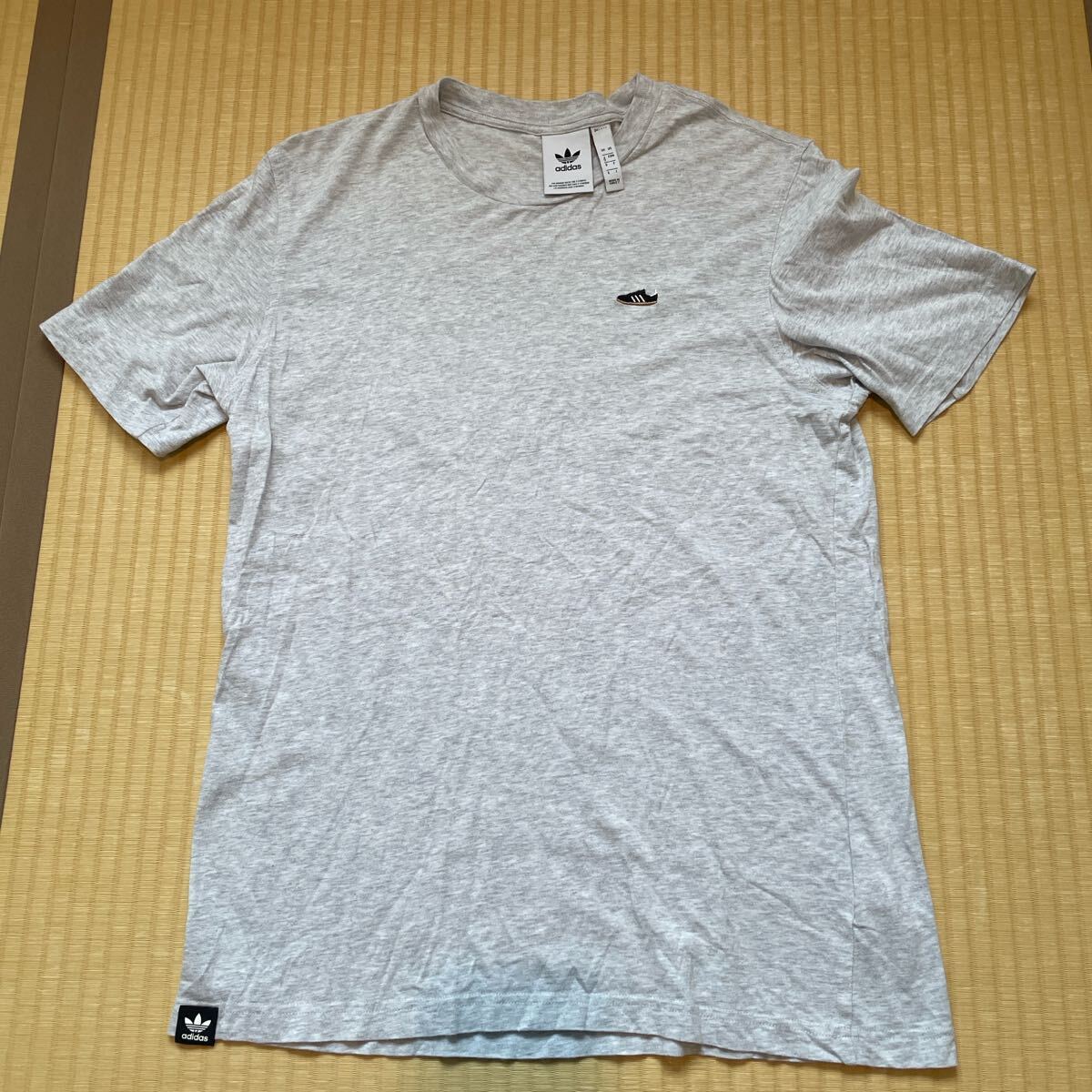 アディダス Tシャツ adidas 半袖Tシャツ 刺繍Tシャツ拍卖
