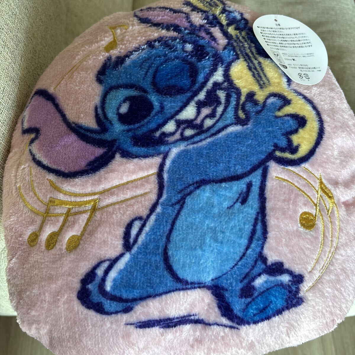 ◆ディズニー クッションにもなる ハーフブランケット拍卖