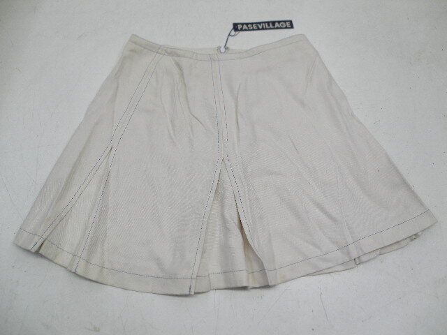 PASEVILLAGE!パセビレッジ!絹100%!ミニスカート!W63(白)拍卖