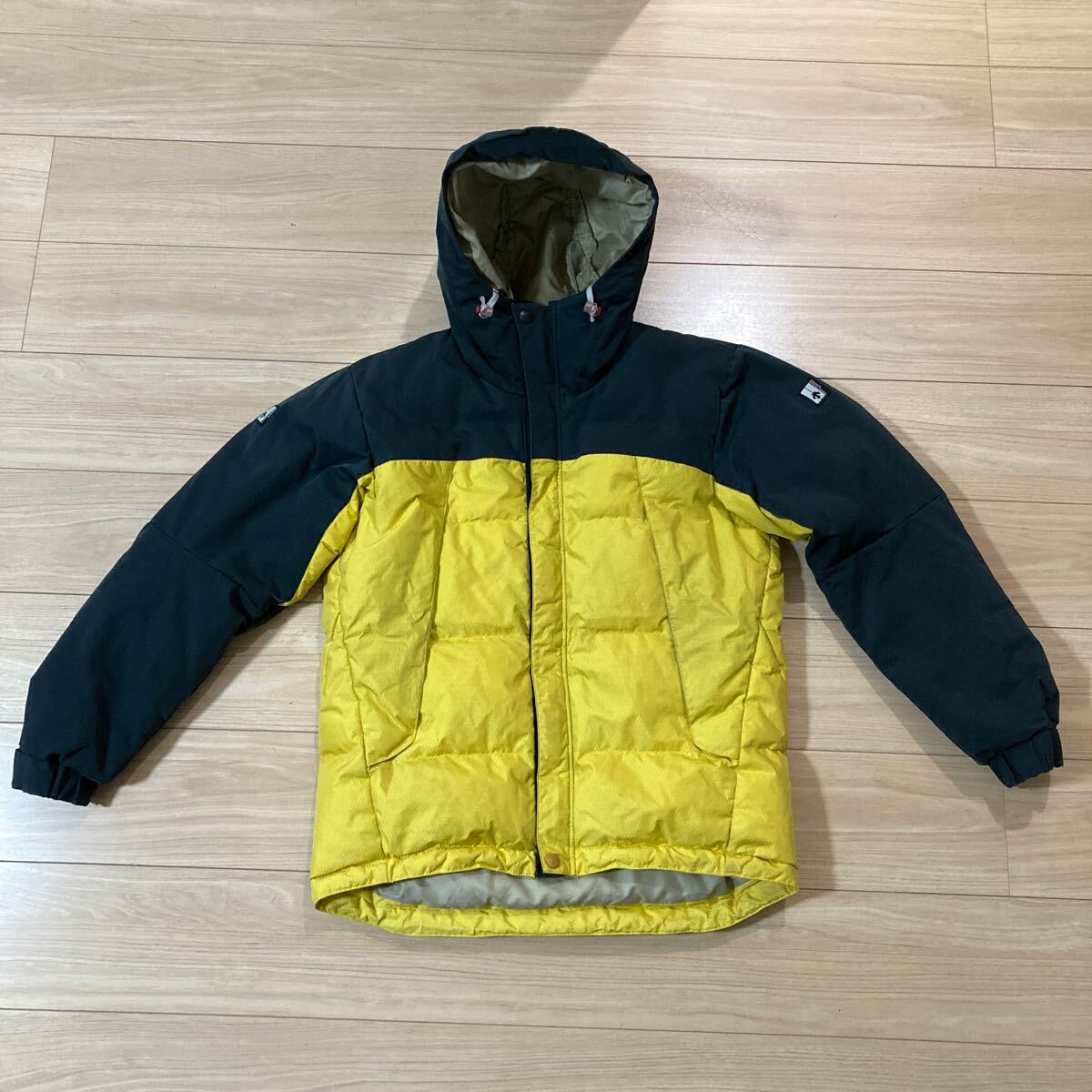 DESCENTE デサント ALL-Terrain Products Titan Thermo ダウンジャケット ジャンパー Sサイズ ネイビー 黄色 防寒拍卖