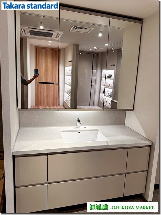 28626■タカラスタンダード 洗面化粧台 ミラーキャビネット収納 W1500 高級人造大理石天板■展示品/取り外し品/未使用品拍卖