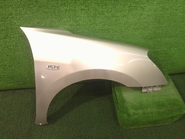 ブルーバードシルフィ DBA-KG11 右 前 フロントフェンダー 20M MR20DE C42 ベージュ 63100-EW930拍卖