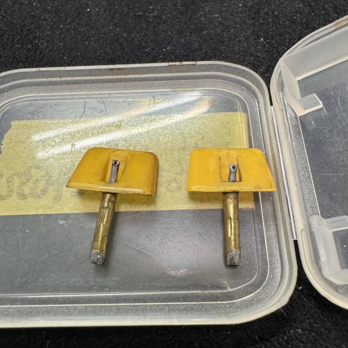 中古品 Seeburg ジュークボックス用 Jukebox レコード針 4728-D7/PR互換品 黄色 yellow 1966-84年の機種用 針2本入り 送料無料拍卖