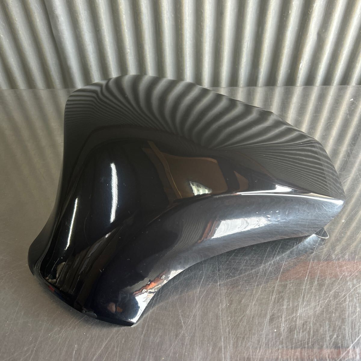 YZF R25 R3 2019 マジカルレーシング製 FRP黒ゲル タンクエンド 展示品 新品 小傷あり品 (408.5)拍卖