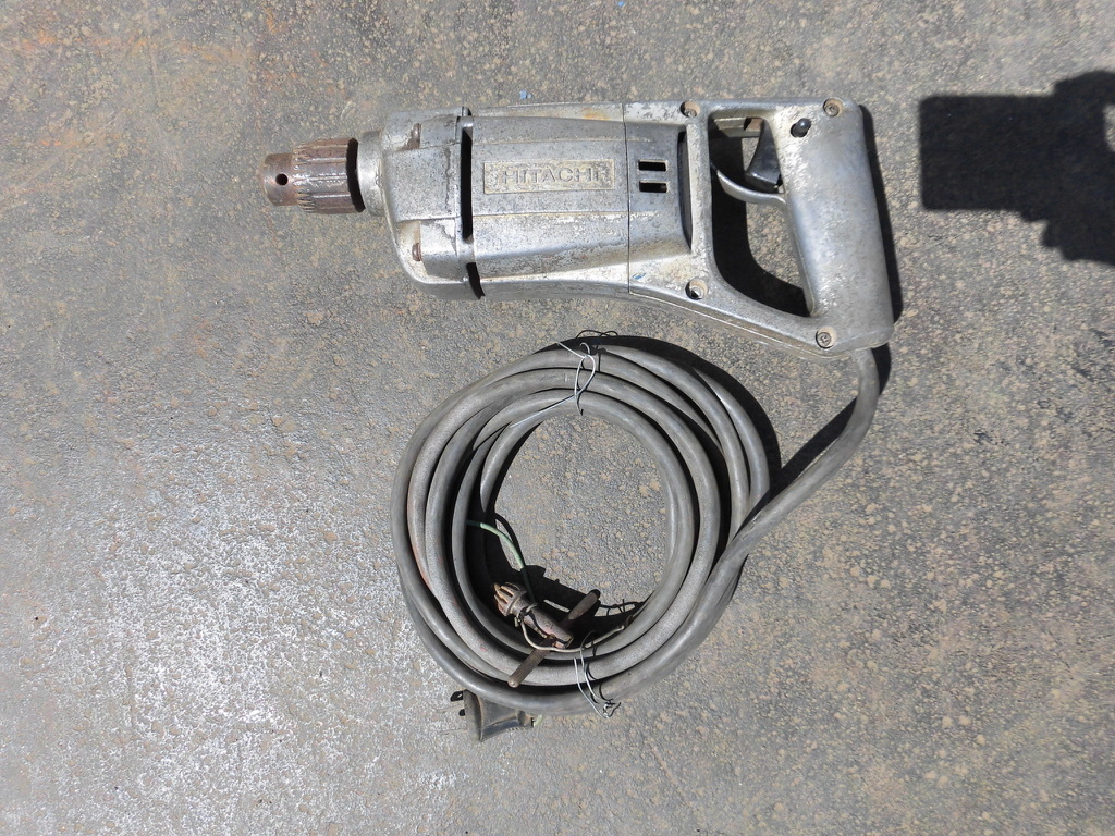 埼玉川越発★944 日立工機 10mm ドリル 100V 中古 売切★拍卖