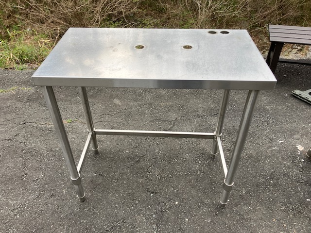 ★業務用ステンレス作業台★調理台★W84xD45xH81★食器収納棚業務用中古厨房機器飲食店居酒屋等に! ラーメンカフェバルイタリアン等店舗用拍卖