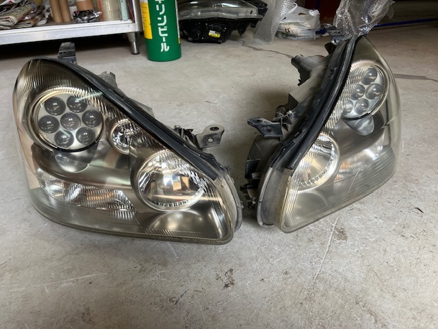 日産★GH-HF50シーマ★純正HIDヘッドライトASSY★左右セットF50 GF50 GNF50バラスト バーナー付一式セット!!バルカンライト部品取り車拍卖