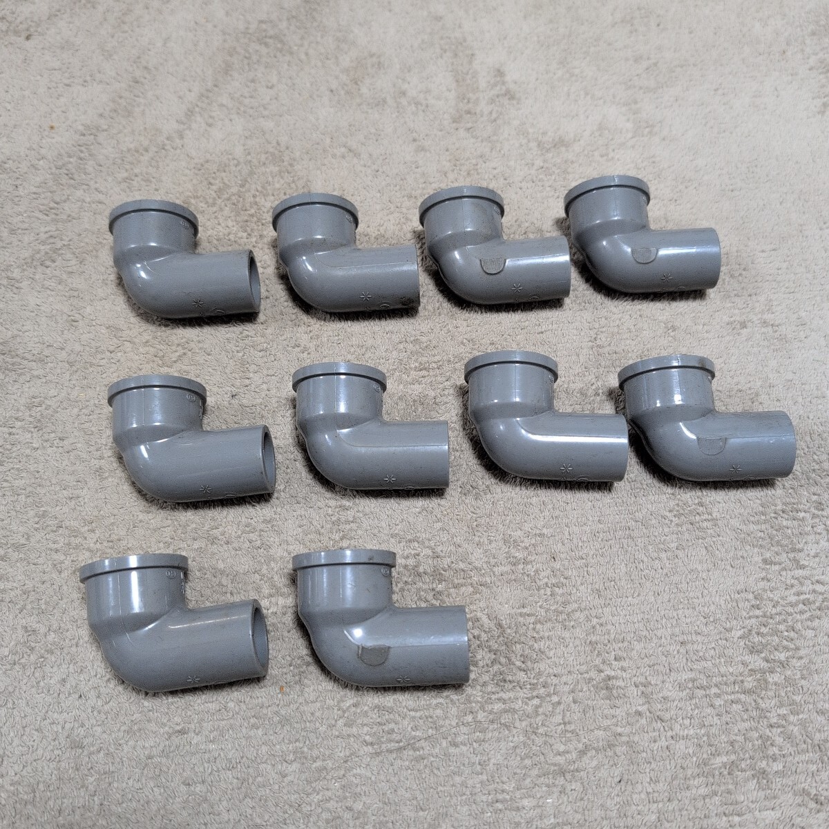 ジャンク品/長期保管品/中古/KAKUDAI/カクダイ/吸水栓用/TSエルボ/継手/インサート付き/メタル入り/VPΦ13mm(1/2)/10個セット拍卖