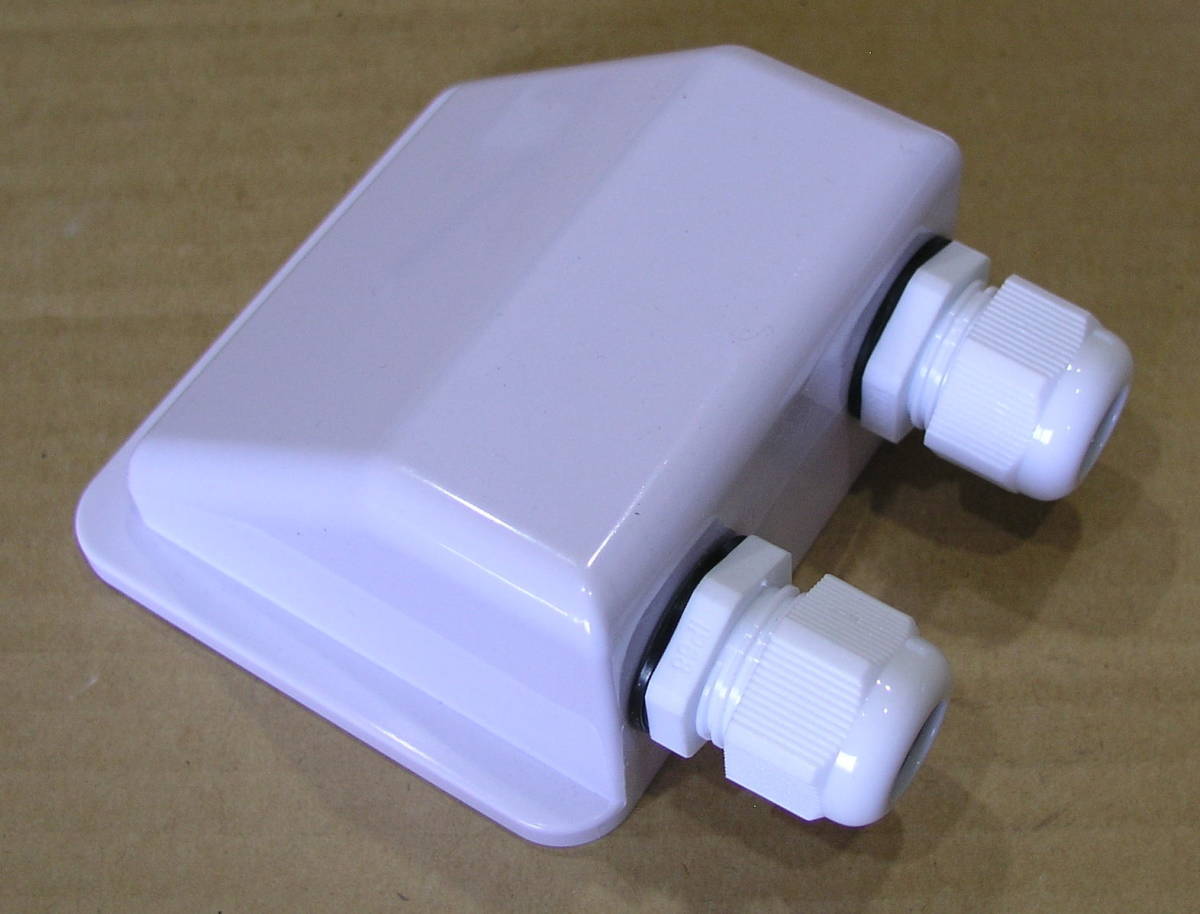 ケーブルグランドボックスB型 GPS魚探レーダー外部の配線 防水中継ボックス ケーブル径5~11mm用 極厚で頑丈 拍卖