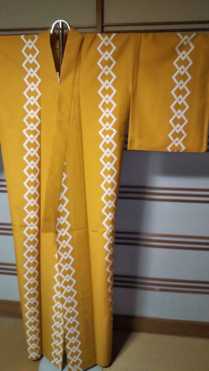 単衣 着物(やまぶき色に白の鎖)拍卖