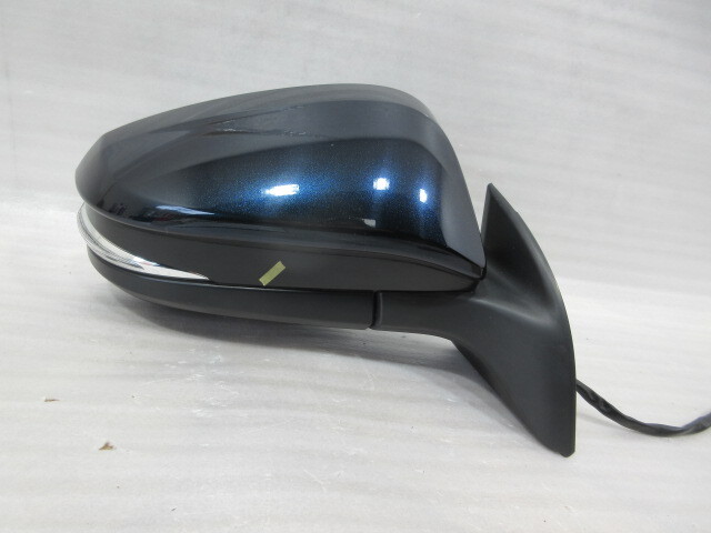 トヨタ ノア ZWR80G 純正 ウィンカー付き 右 ドアミラー 7ピン拍卖
