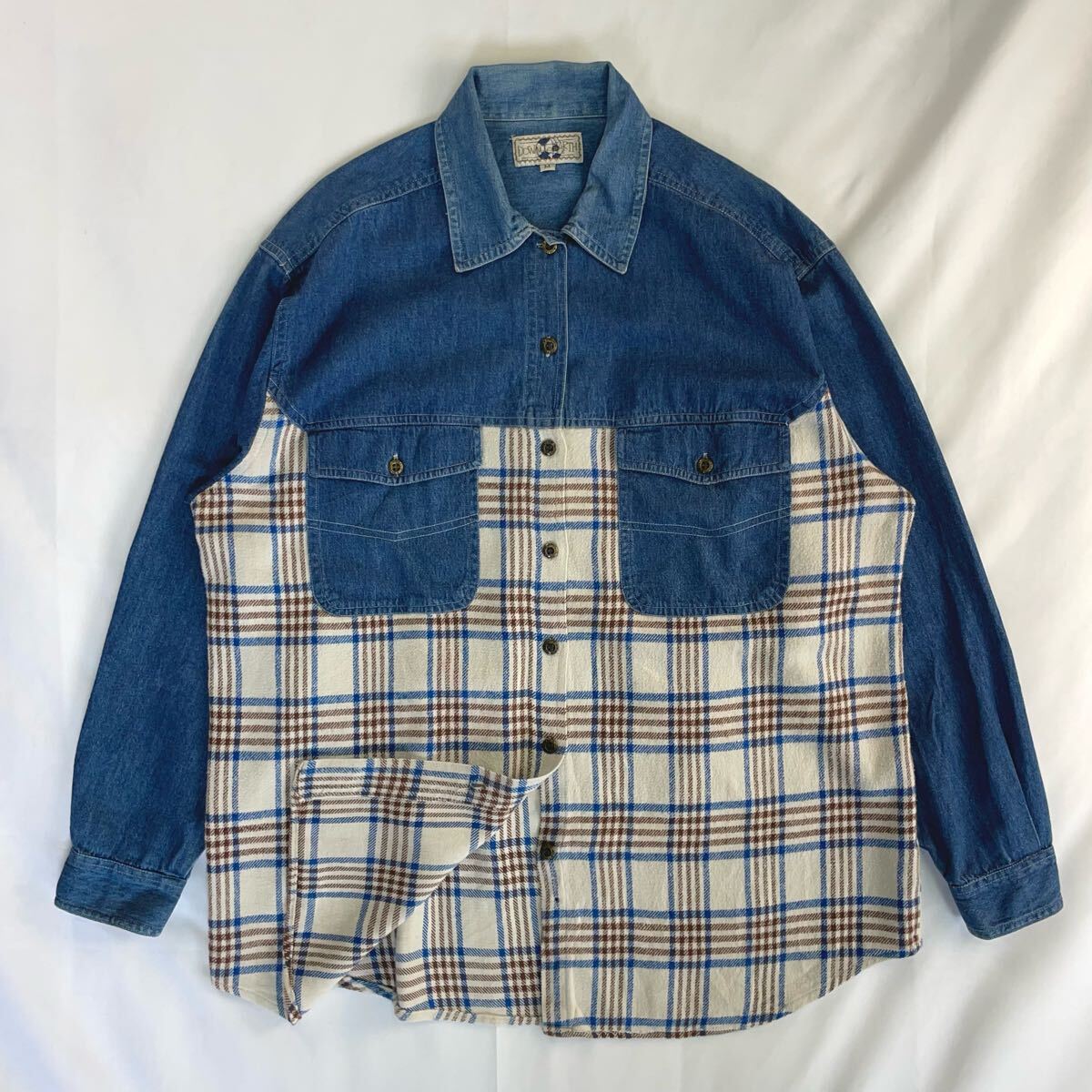 US Vintage 90s DOWN TO EARTH コットン 切り替え タータンチェック フラップポケット 真鍮風ボタン ブルー タンガリー デニムシャツ拍卖