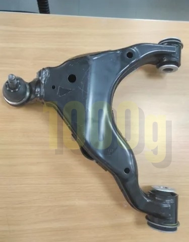 【トヨタ純正新品】TOYOTA 未使用品 ★超希少品★ ランドクルーザー プラド 150 フロント ロワ コントロール アーム 右側 運転席側拍卖