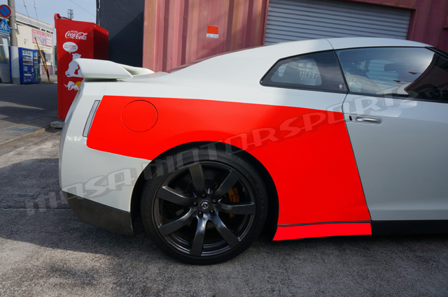 日産GTR35 リアクウオーターパネル保護プロテクションフィルム左右 カット済み TPU自己修復 外装 パーツ 飛び石防止 拍卖