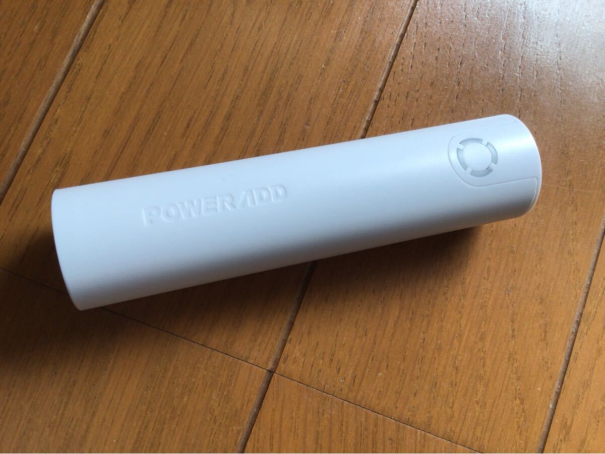 Poweradd モバイルバッテリー 中古 energy cell5000 筒型 ホワイト 白拍卖